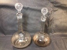 Lot de 2 carafes en verre à