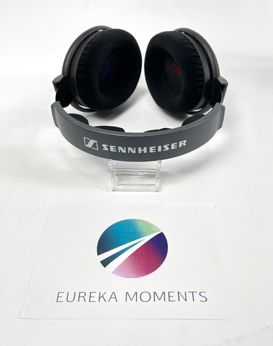 Casque noir dynamique