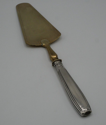 Pelle tarte manche argent - tarte,