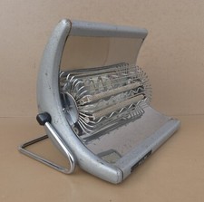 Ancien chauffage radiateur PHILIPS tôle peinte déco industrielle vintage MARCHE