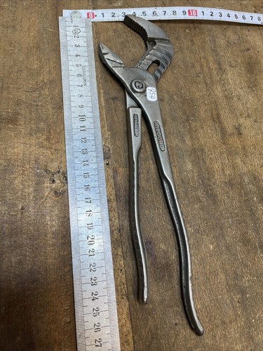Old tool outil - outil, gedore