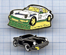 lot 2 Pin's voiture PORSCHE /