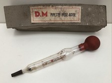 Ancienne pipette pèse-acide