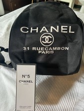 chanel sac a dos avec son  n5