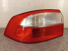 Feu arriere principal gauche