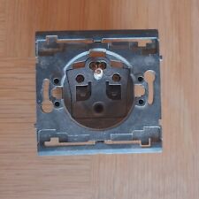 PRISE 2P+T SAGANE LEGRAND