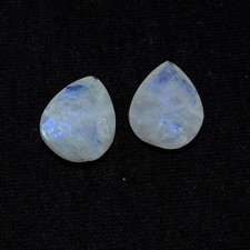 Lot de 2 pierres précieuses