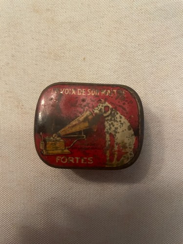 Boîte ancienne publicitaire - ancienne,