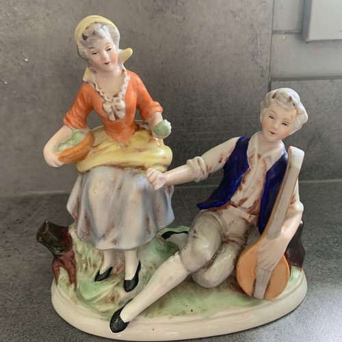 Statuettes porcelaine - statuettes,