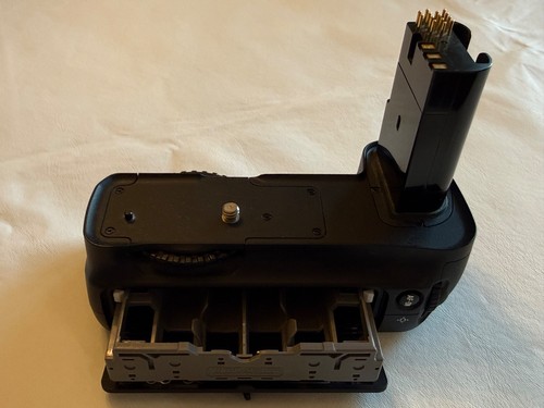 Nikon oem d200 battery - mb-d200, pack