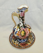 AIGUIERE sur son assiette /