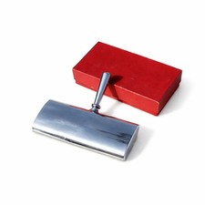 Ancien ramasse-miettes Le