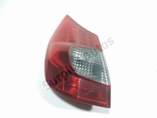 FEU ARRIERE GAUCHE 8200493374