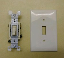 Leviton Ivory 3-Way Toggle