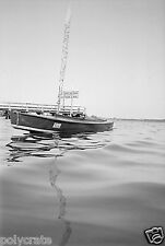 Voilier au repos ponton - Ancien négatif an. 1950