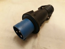  Fiche mâle caoutchouc LEGRAND HYPRA  2P + T 63 A 230V ref  53652