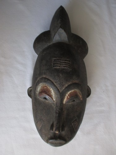 Ancien grand masque africain