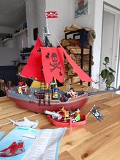 Playmobil 7518 - Bateau Corsaire Rouge - Pirates - Lot Barque Requin