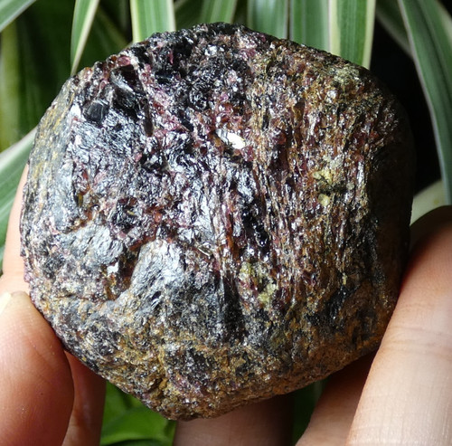 Grenat rhodolite massif - rhodolite,