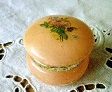 Boite à pilules onyx et métal doré décor fleur