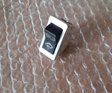 bouton ,interrupteur antibrouillard, jet de vitre Renault 4L, R12, R16, R8, R10