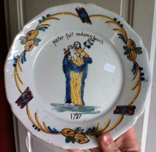 Assiette patronymique faience
