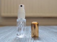 8.6 cm, Vaporisateur