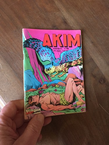 Petit format akim mon - petit, 86