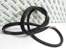 Joint de porte arriere gauche RENAULT LAGUNA 3 PHASE 1 BREAK 769240001R