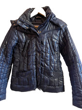 TOMMY HILFIGER doudoune bleu marine capuche  taille S ou 34 / 36