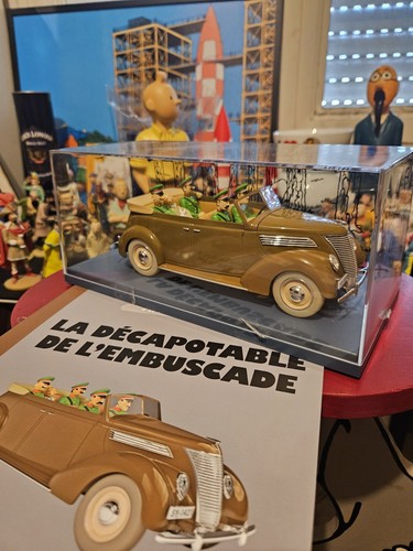 Grande voiture tintin - grande, 1