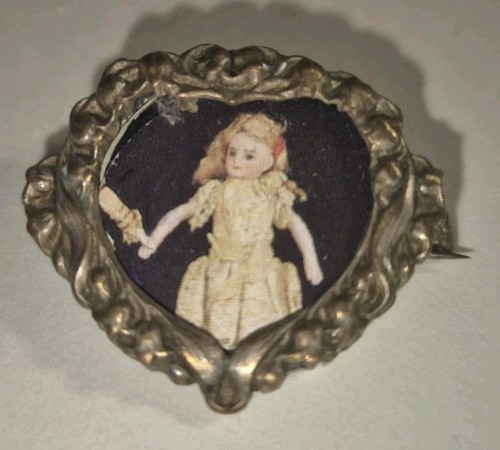 Broche ancienne miniature pour