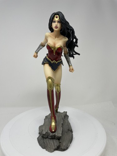Wonder woman luis royo - woman,