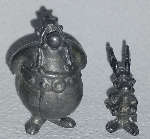 Deux figurines soldat - deux,