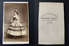 Verbeke-Schodts, Louvain, Une femme en tenue d'équitation  Vintage cdv albu