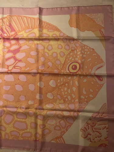Foulard carré hermès soie - hermès,