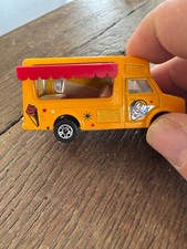 MAJORETTE CIRQUE PINDER MARCHAND DE GLACE REF 259 ECH 1/67