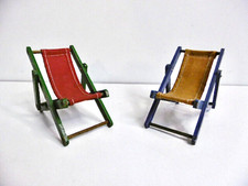 DEUX PETITES CHAISES LONGUES PLIANTES DE MAISON DE POUPÉE ANCIENNE L 10,5 cm