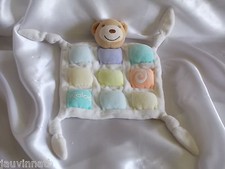 Doudou ours tons pastels