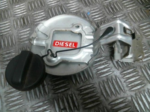 Trappe essence toyota - d'essence,