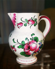 Henri Chaumeil – STRASBOURG. | Petit Pichet en faïence peinte, à décor de roses.