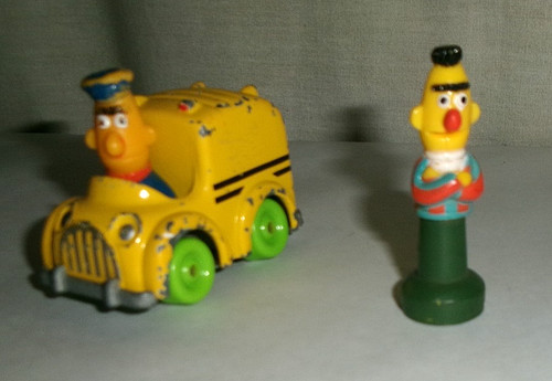 1981 playskool sesame street - playskool,