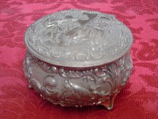 Joli coffret à bijoux en