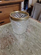 Seau a  champagne en cristal monture en laiton Poids 3,800kg 