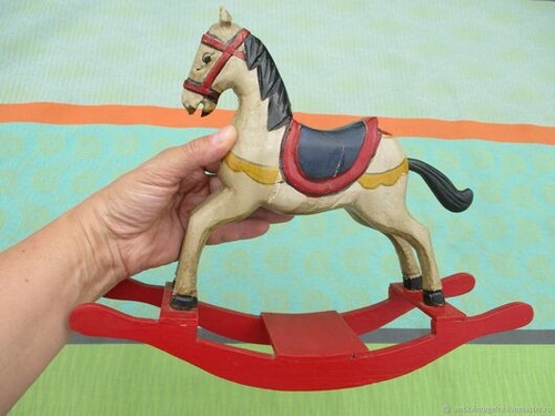 Cheval bascule mininiature - à,