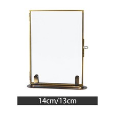 Cadre de fleurs pressées en