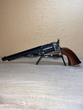 Support / présentoir noir pour revolver à poudre noire Colt 1851 navy