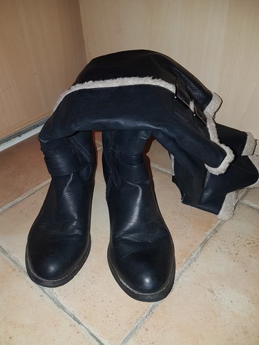 Bottes fourrées noires - 38,