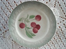 K & G St Clément France 1x assiette dessert 21cm barbotine CERISES - début XXe 