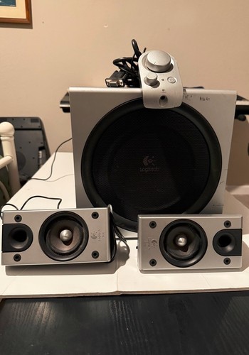 Logitech 2300 speaker - logitech, z-2300